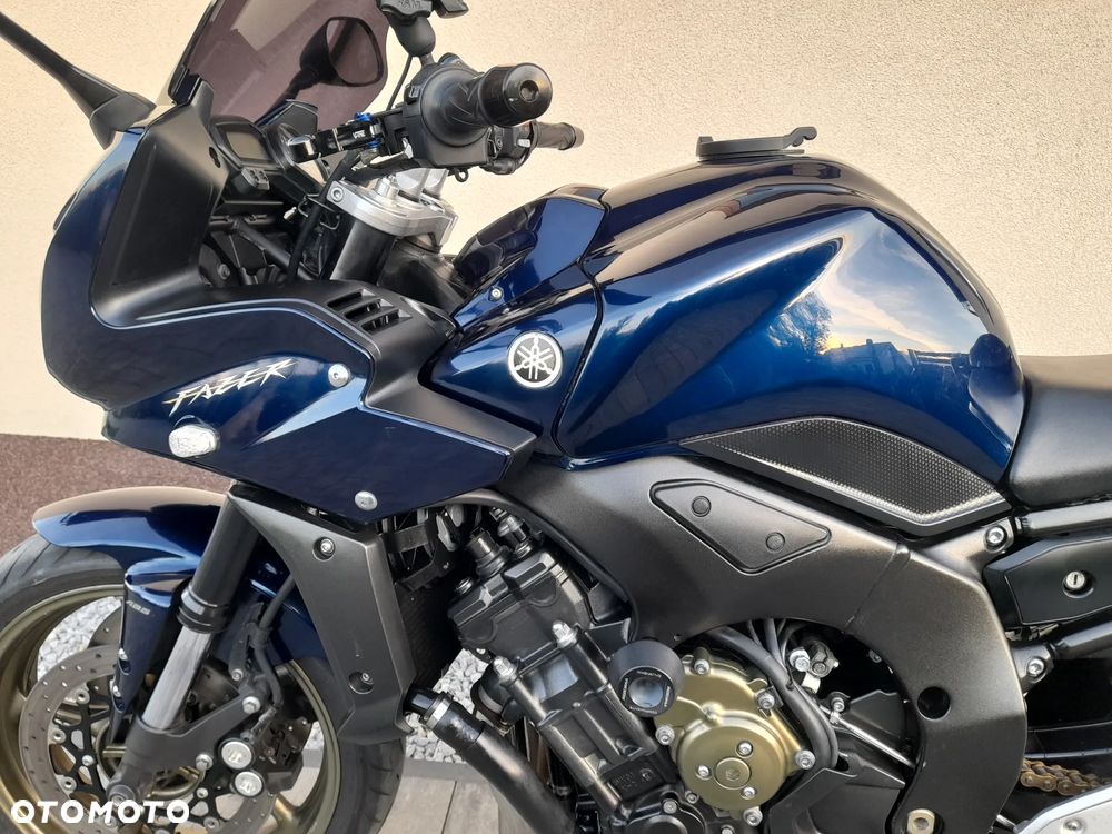 Yamaha FZ - 23