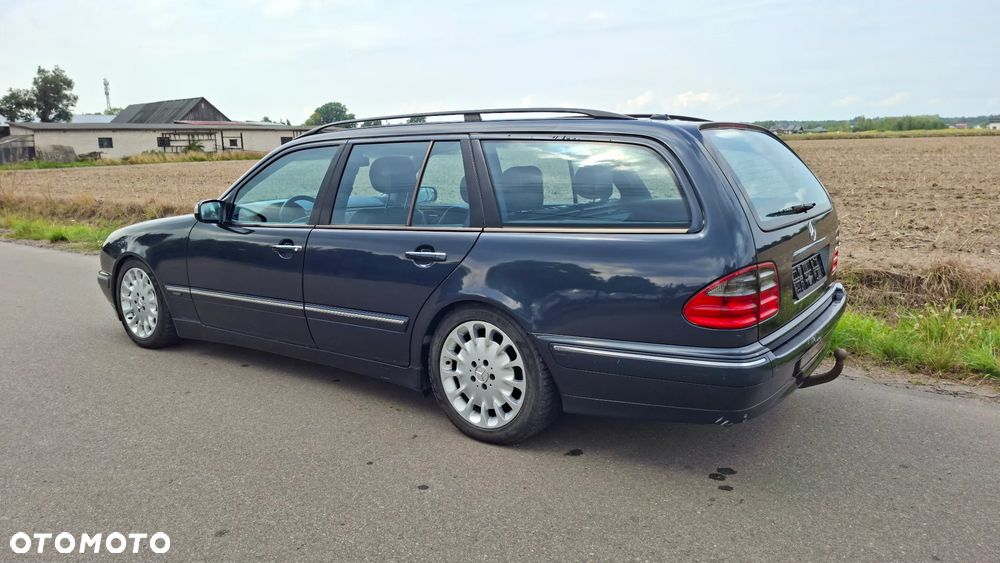 Mercedes-Benz Klasa E 430 T Avantgarde - 29