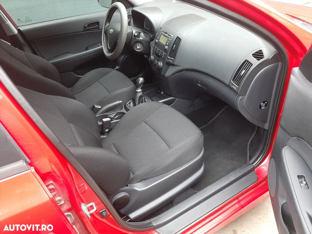 Hyundai i30 1.4 FIFA WM Edition - 18