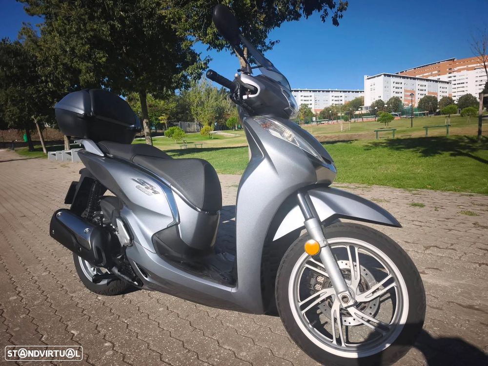 Honda SH 300 i Abs - 3