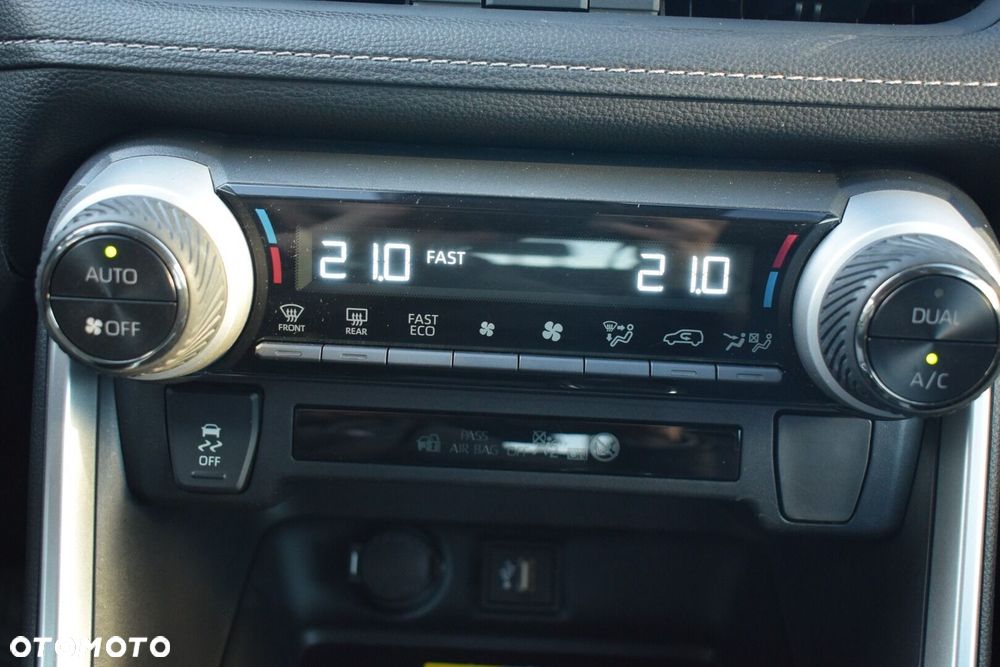 Toyota RAV4 - 13