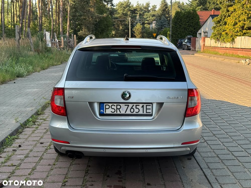 Skoda Superb 1.8 TSI Elegance DSG - 5