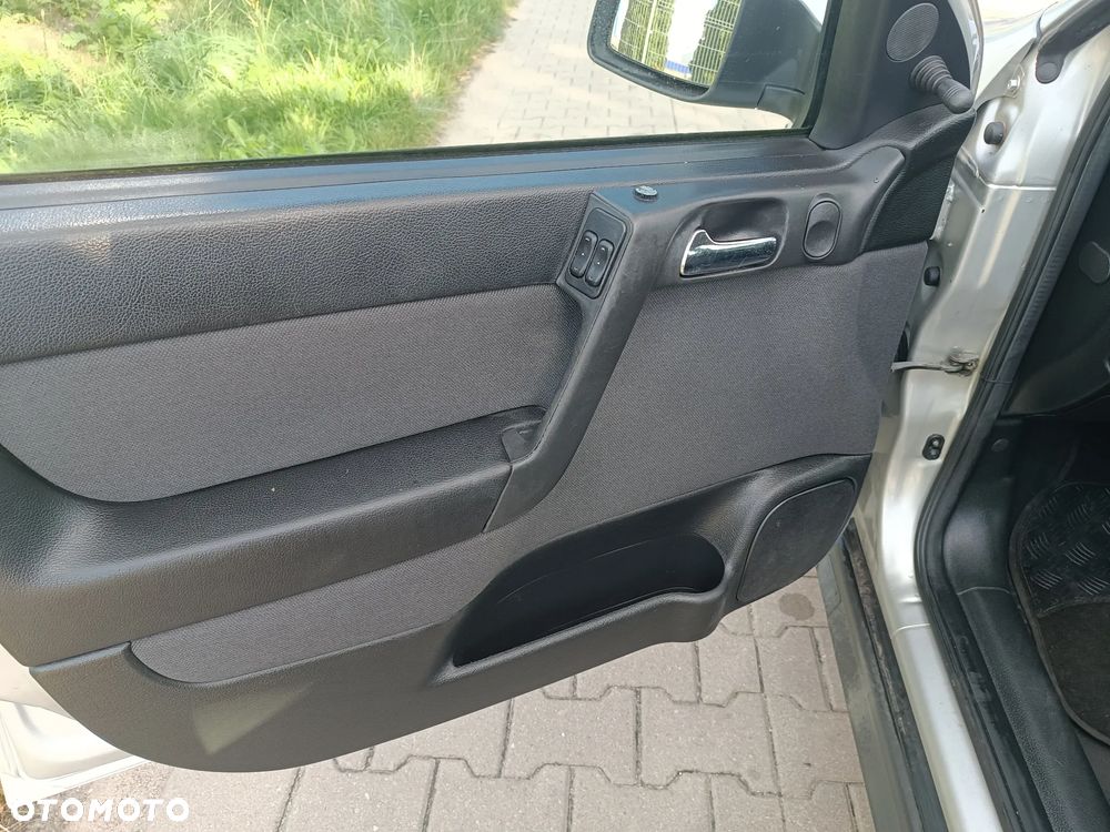 Opel Astra - 29