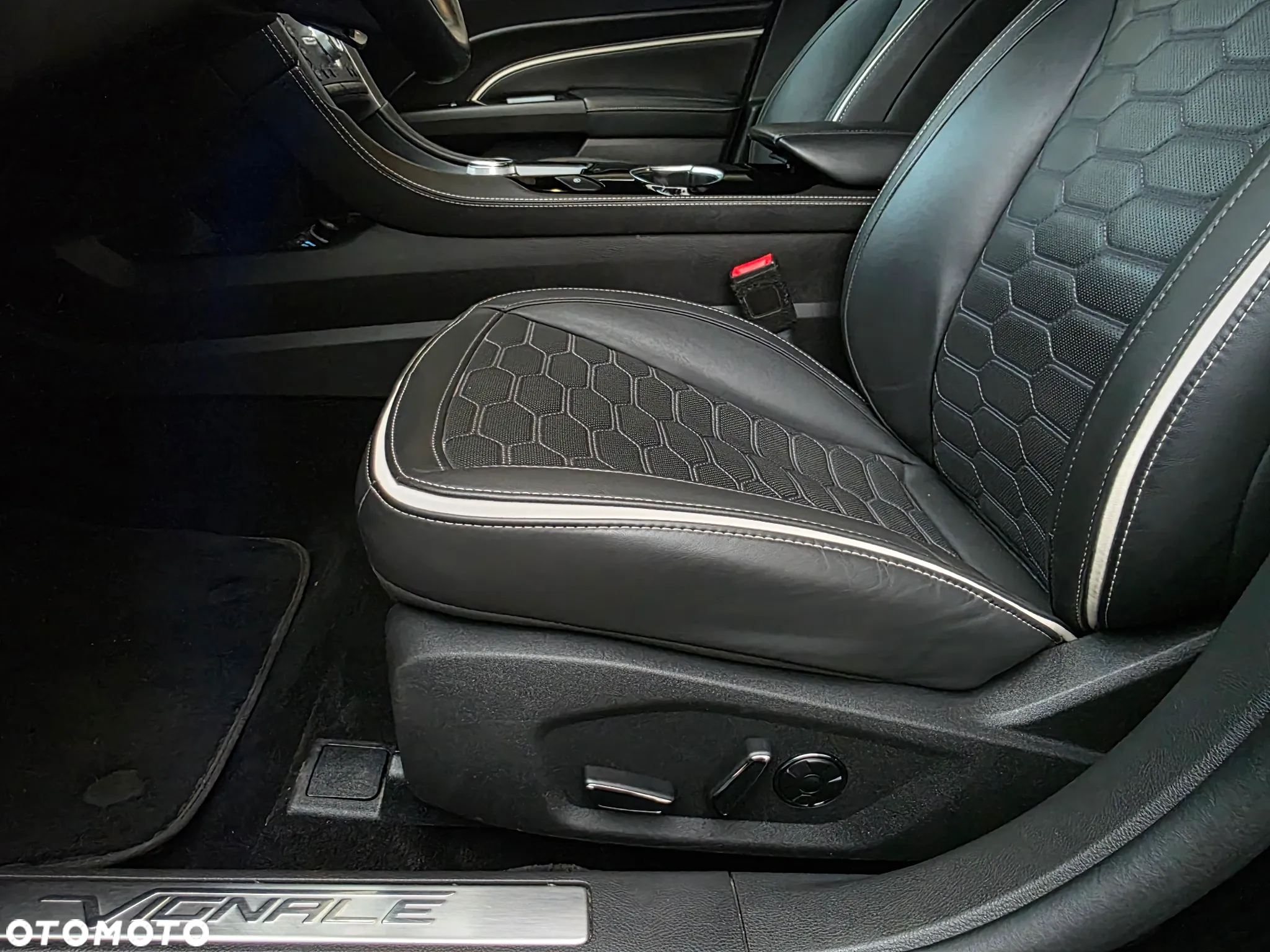 Ford Mondeo 2.0 EcoBlue VIGNALE - 20