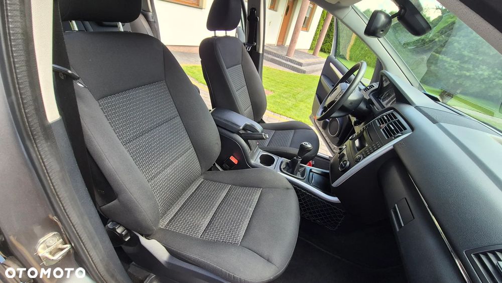 Mercedes-Benz Klasa B 180 CDI - 12