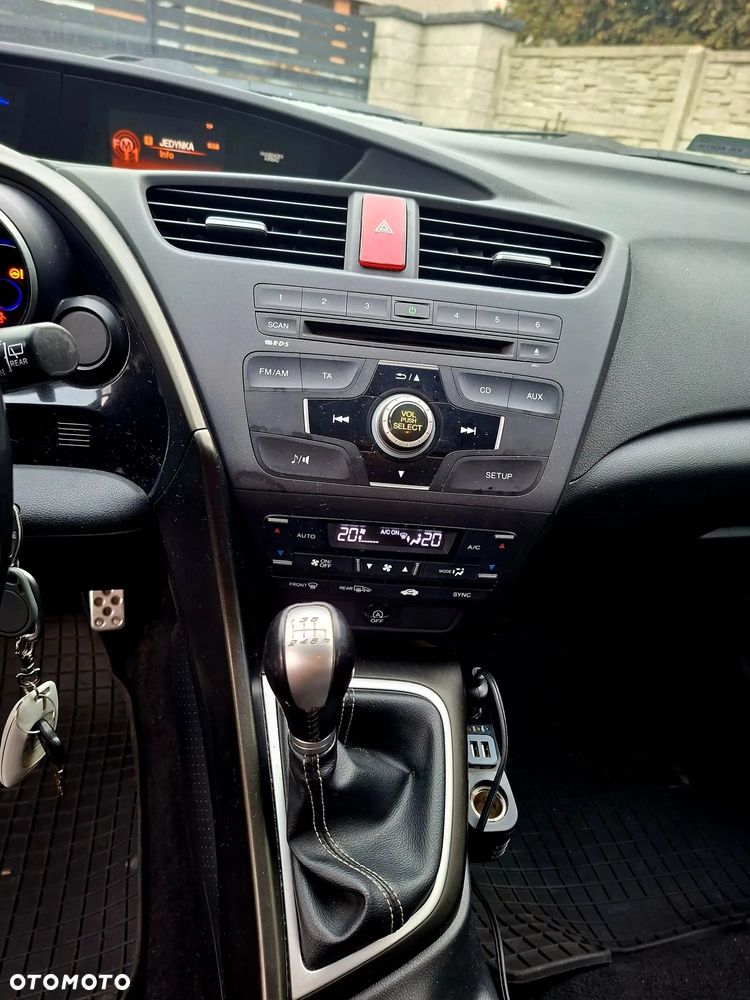 Honda Civic 1.8 Executive - 22