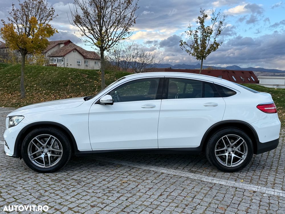 Mercedes-Benz GLC Coupe 250 4Matic 9G-TRONIC AMG Line - 11