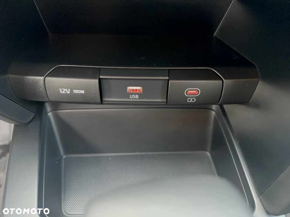 Kia Ceed 1.5 T-GDI M DCT - 21