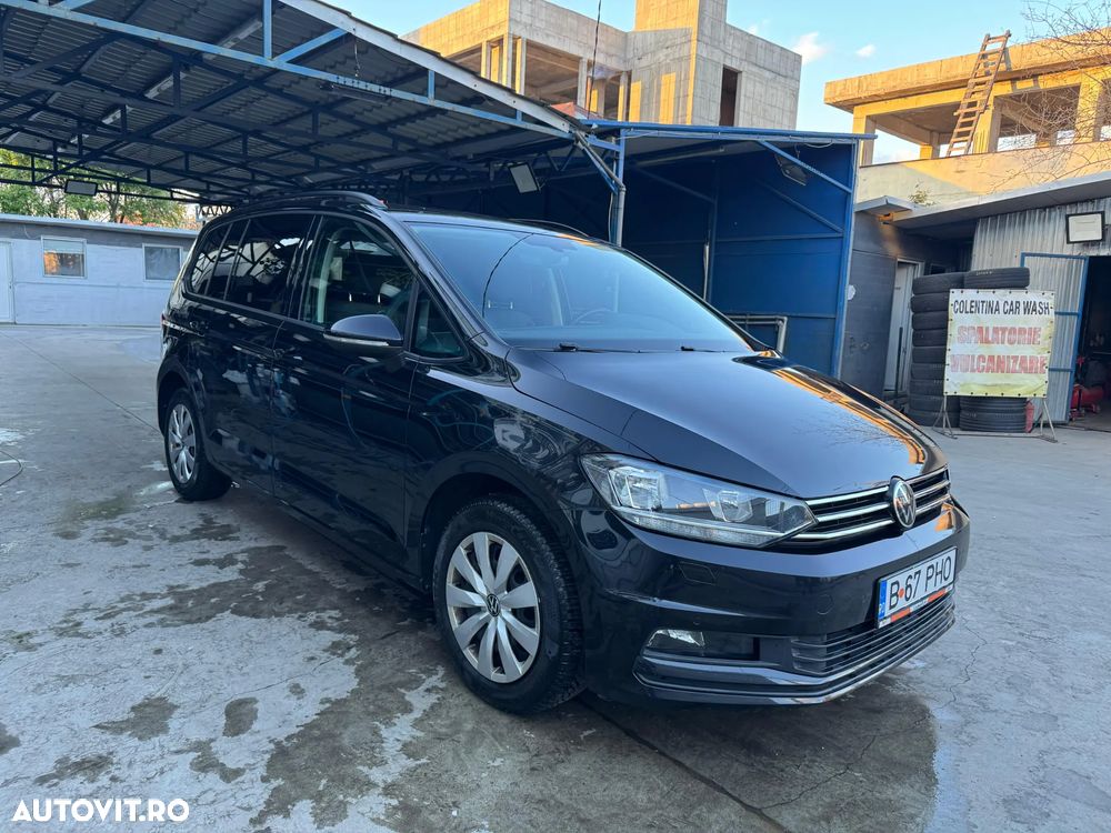 Volkswagen Touran 1.5 TSI DSG Comfortline - 3