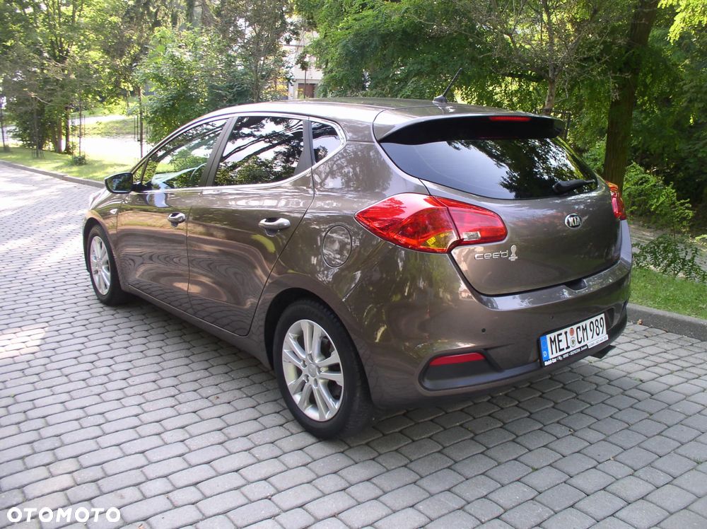 Kia Ceed 1.4 CVVT Attract Plus - 31