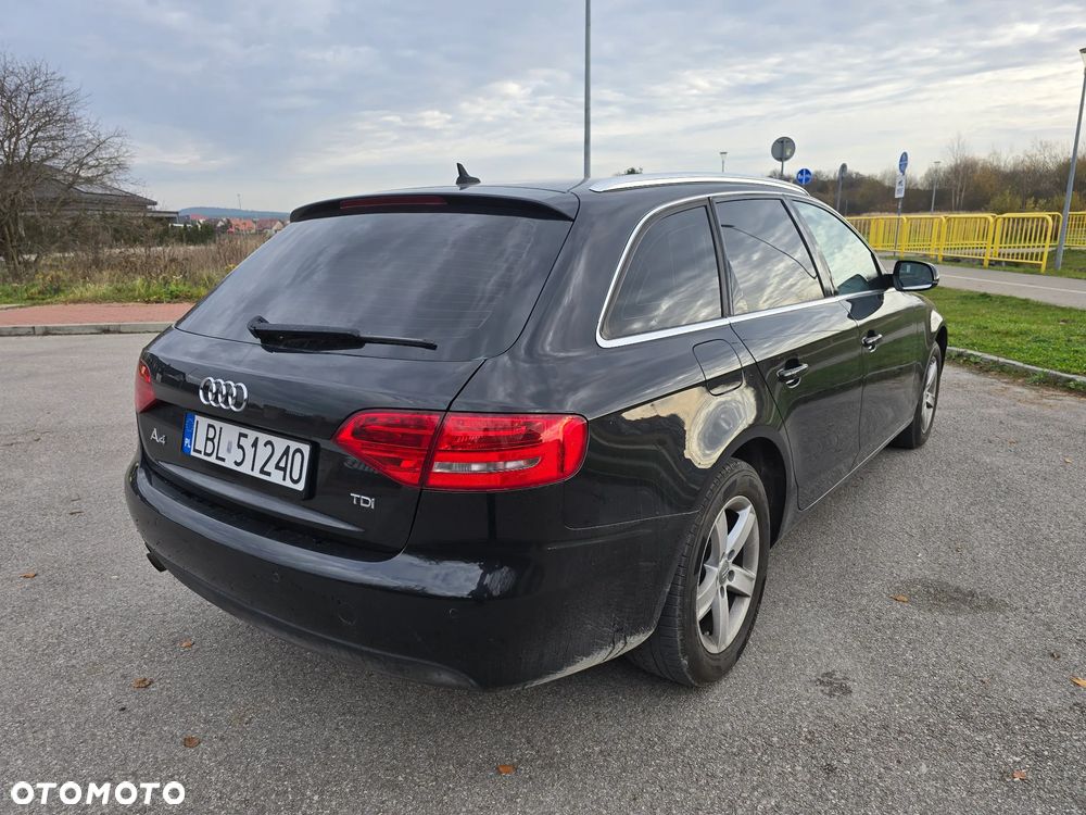 Audi A4 Avant 2.0 TDI - 7