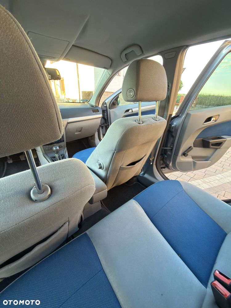 Opel Astra 1.8 Enjoy - 9