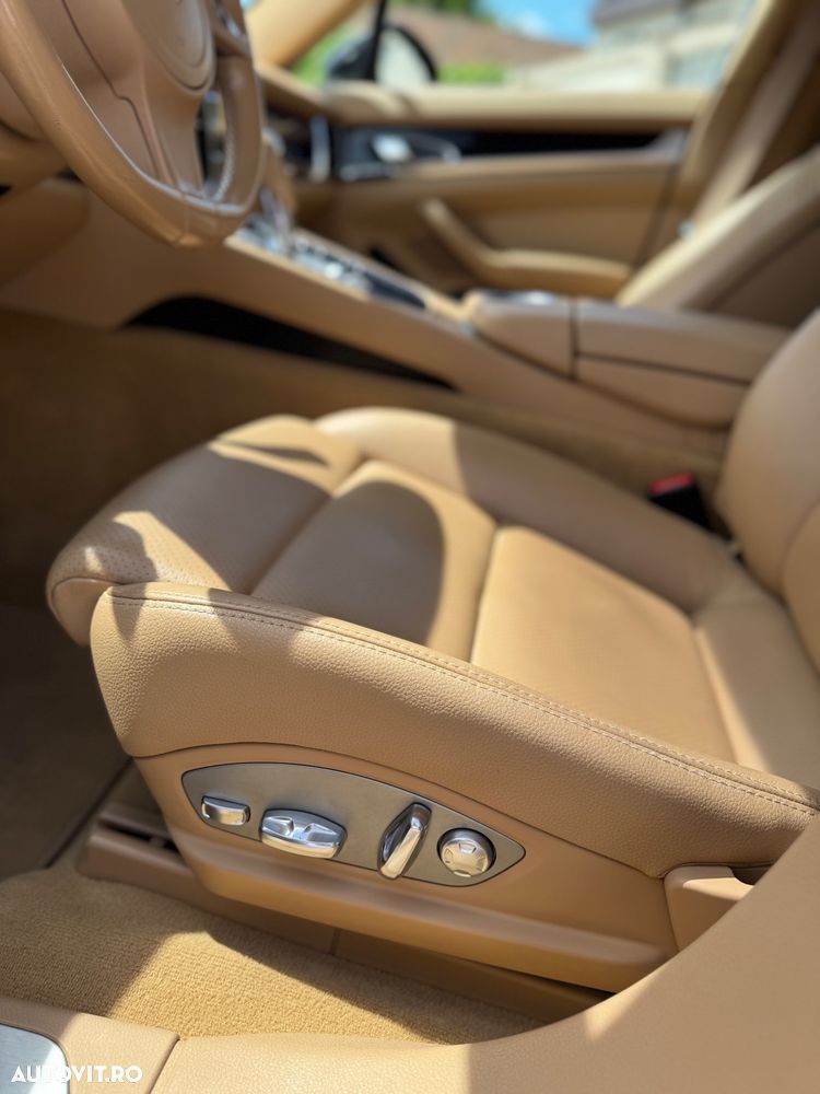 Porsche Panamera 3.0 Tiptronic S - 17