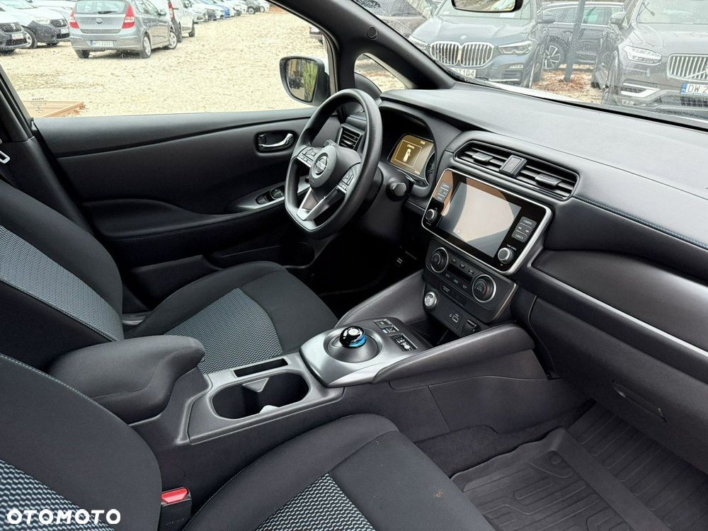 Nissan Leaf 40kWh Visia - 26