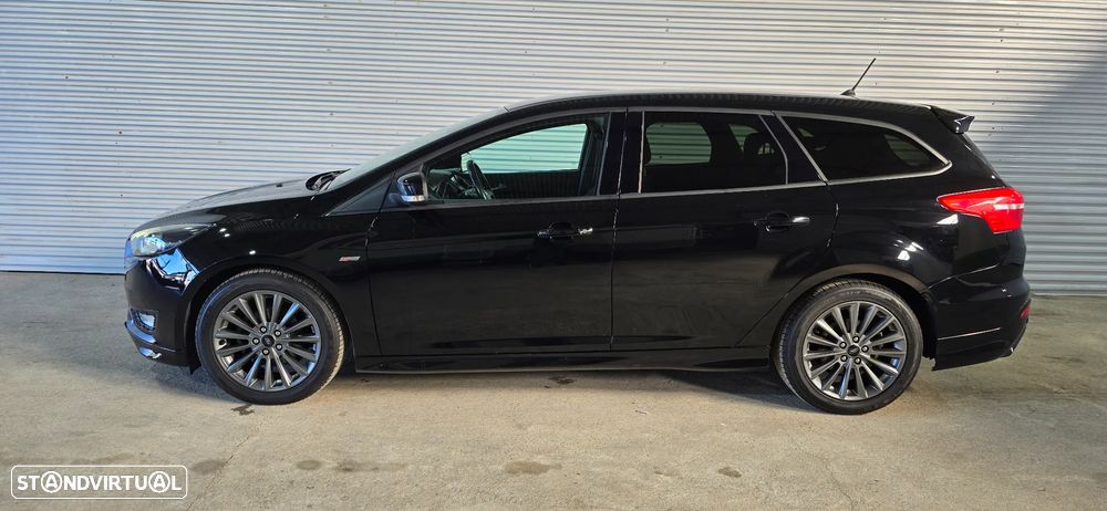 Ford Focus SW 1.5 TDCi EcoBlue ST-Line - 9