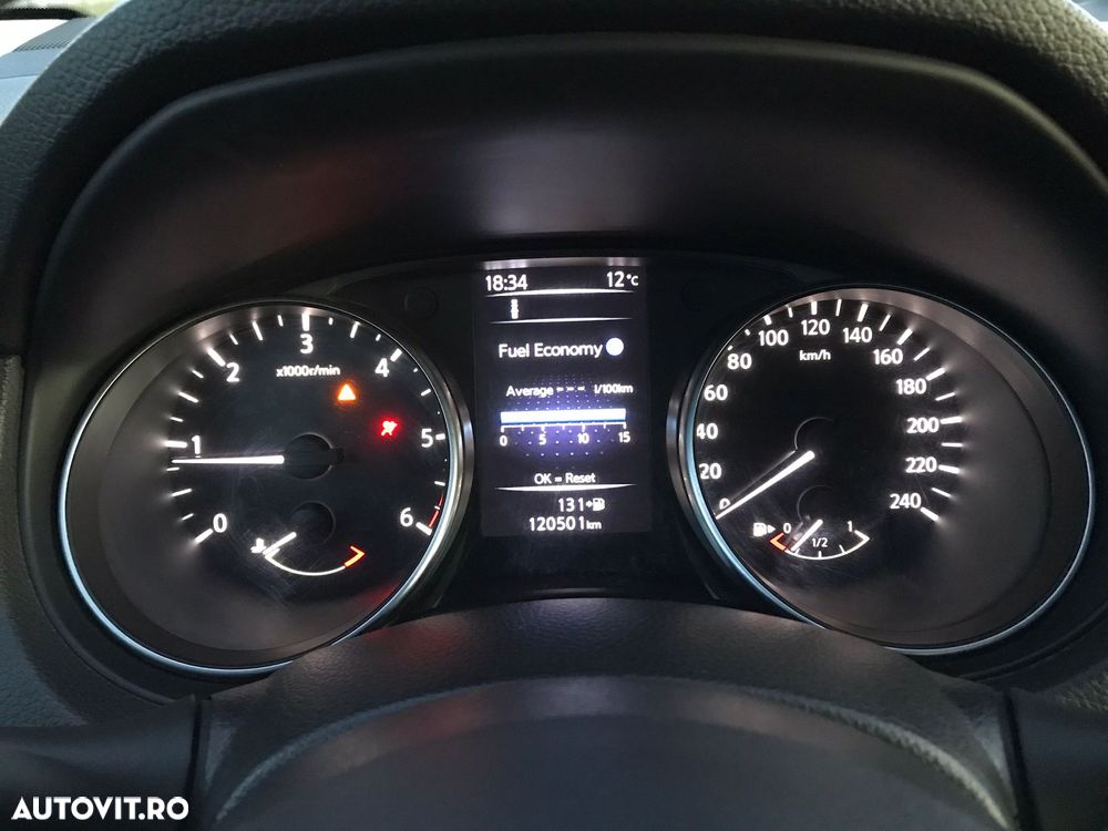 Nissan Qashqai 1.6 DCI DPF Start/Stop tekna - 8