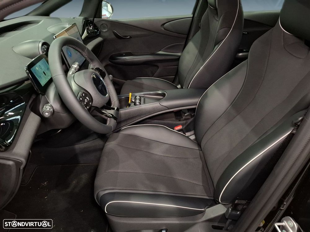 BYD Dolphin Surf 43.2 kWh Comfort - 11