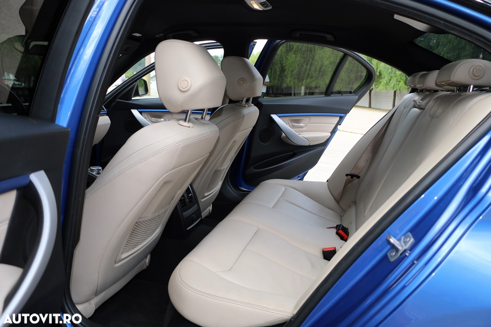BMW Seria 3 - 16