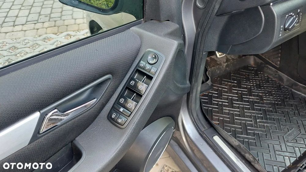 Mercedes-Benz Klasa B - 15