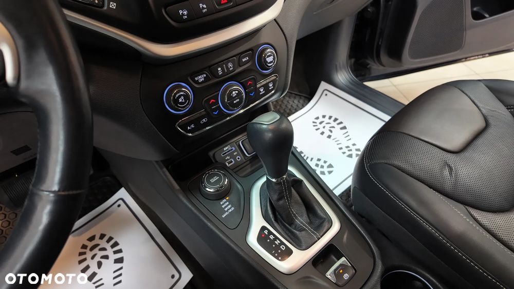 Jeep Cherokee 2.0 MJD Active Drive I Limited - 29