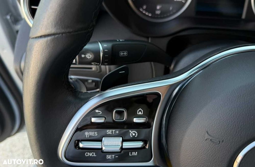 Mercedes-Benz GLC Coupe 220 d 4MATIC - 23