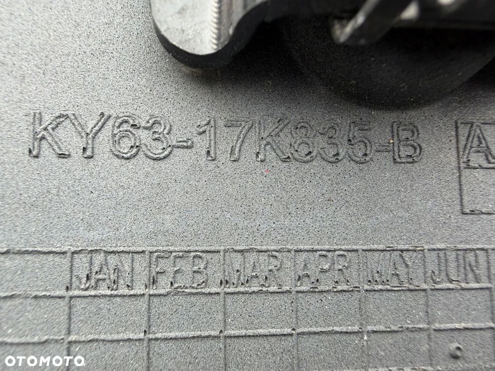 ZDERZAK Aston Martin Vantage IV 2018 ORYGINAŁ KAMERA PDC RADARY - 16