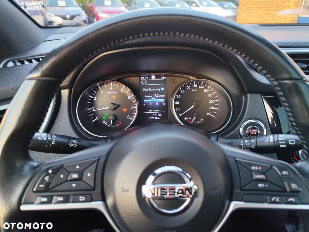 Nissan Qashqai - 15