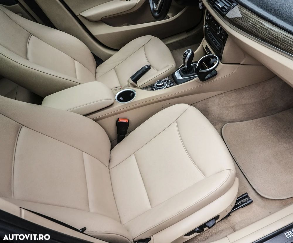 BMW X1 - 13