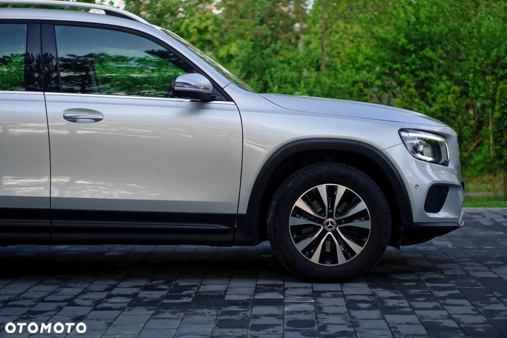 Mercedes-Benz GLB 200 7G-DCT - 10