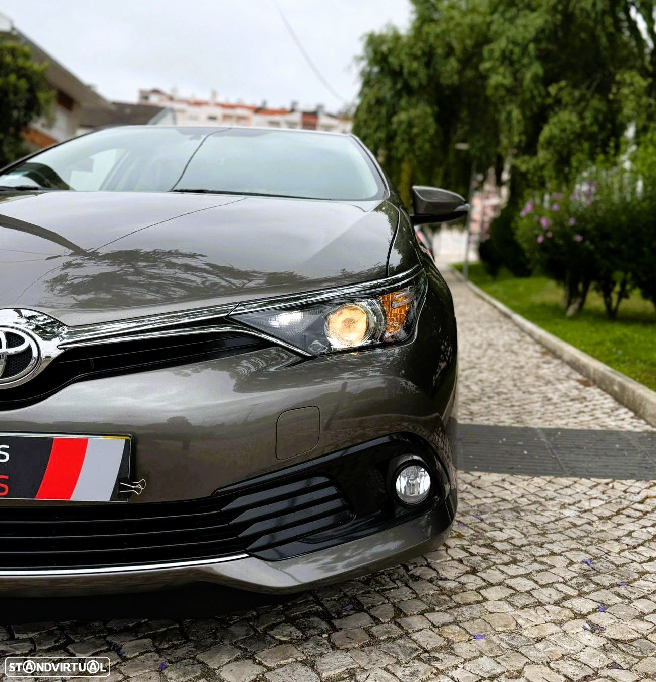 Toyota Auris 1.4 D-4D Comfort+Pack Sport - 5