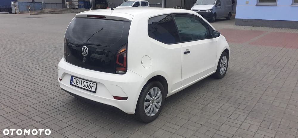 Volkswagen up! 1.0 Beats - 3