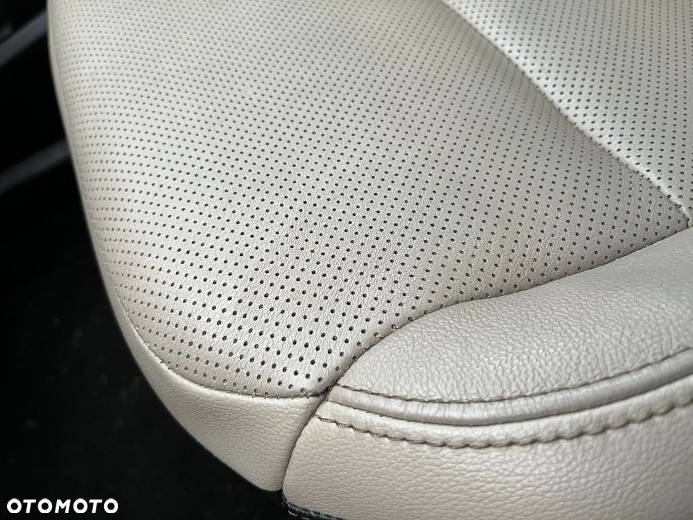 Ford Escape 2.0 EcoBoost AWD Titanium - 8