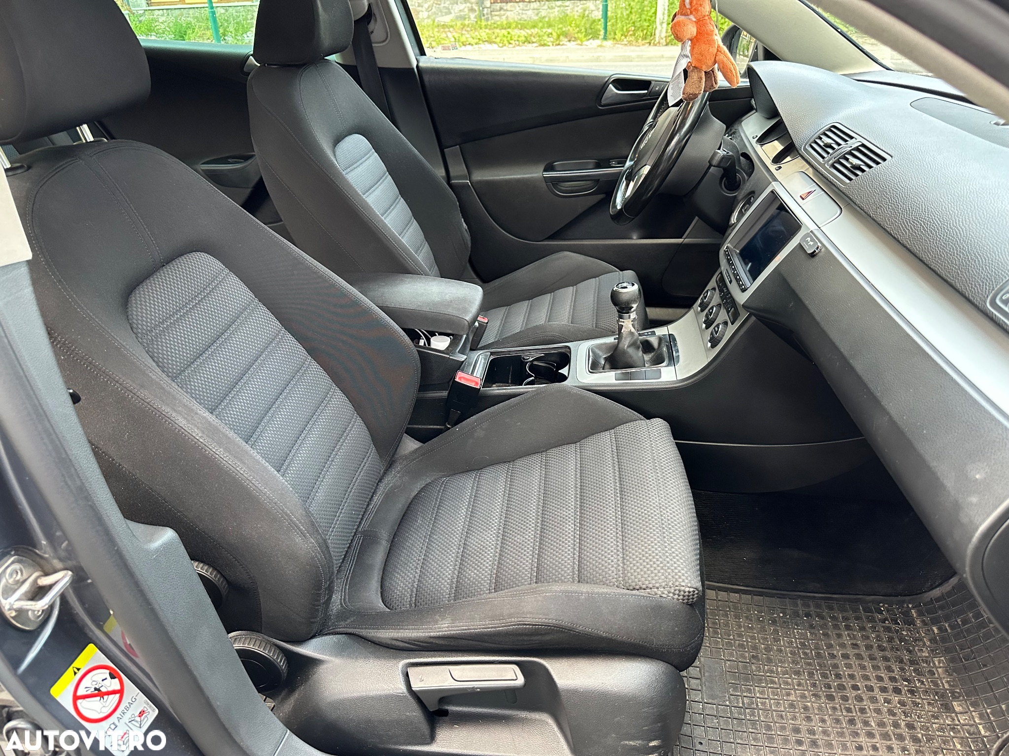 Volkswagen Passat Variant 2.0 TDI Sportline DPF - 11