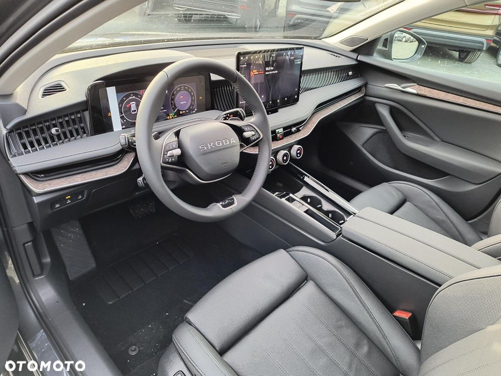 Skoda Superb 2.0 TSI L&K DSG - 8