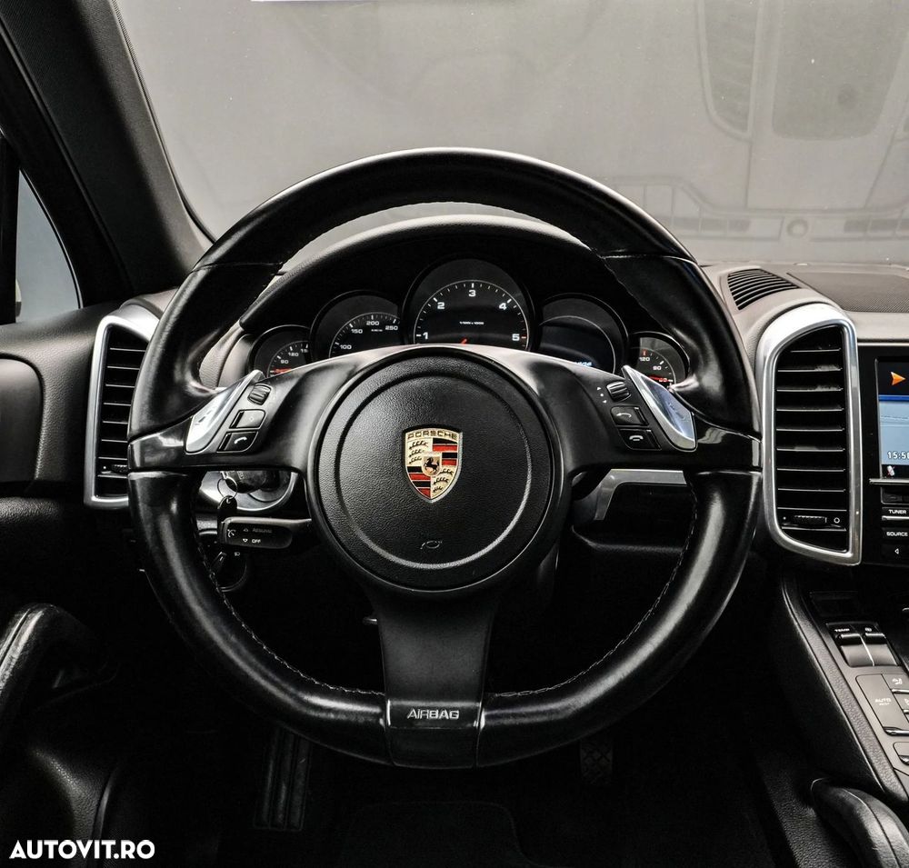 Porsche Cayenne - 17