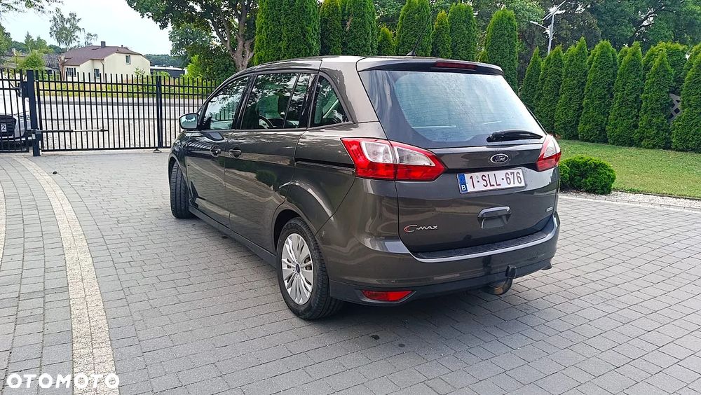 Ford Grand C-MAX - 4