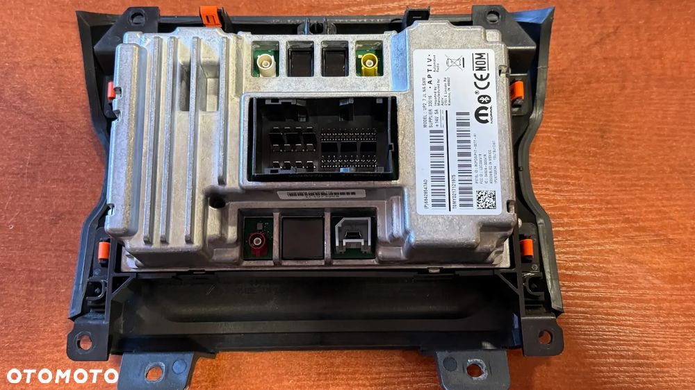 Oryginalne radio JEEP Wrangler JL - 3