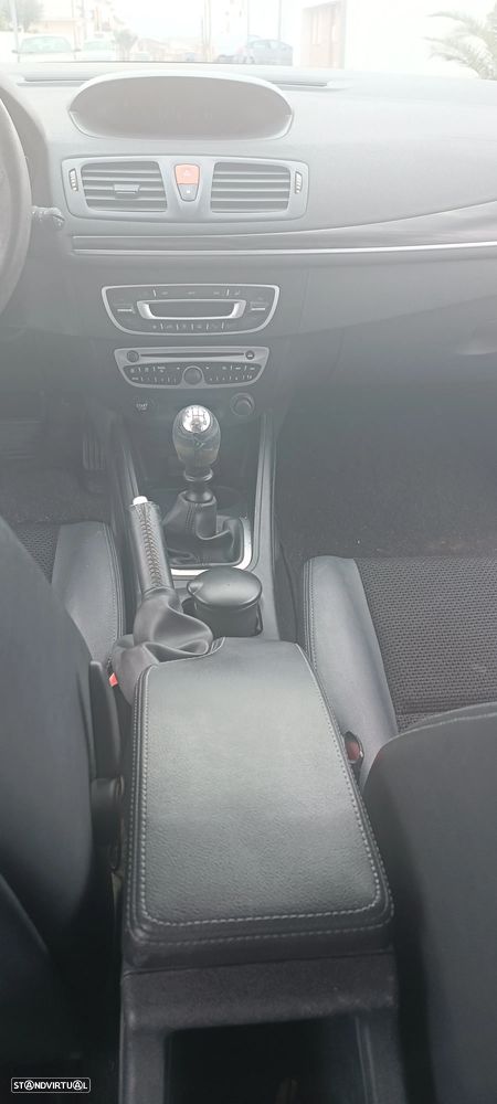 Renault Mégane 1.5 dCi Dynamique S - 9