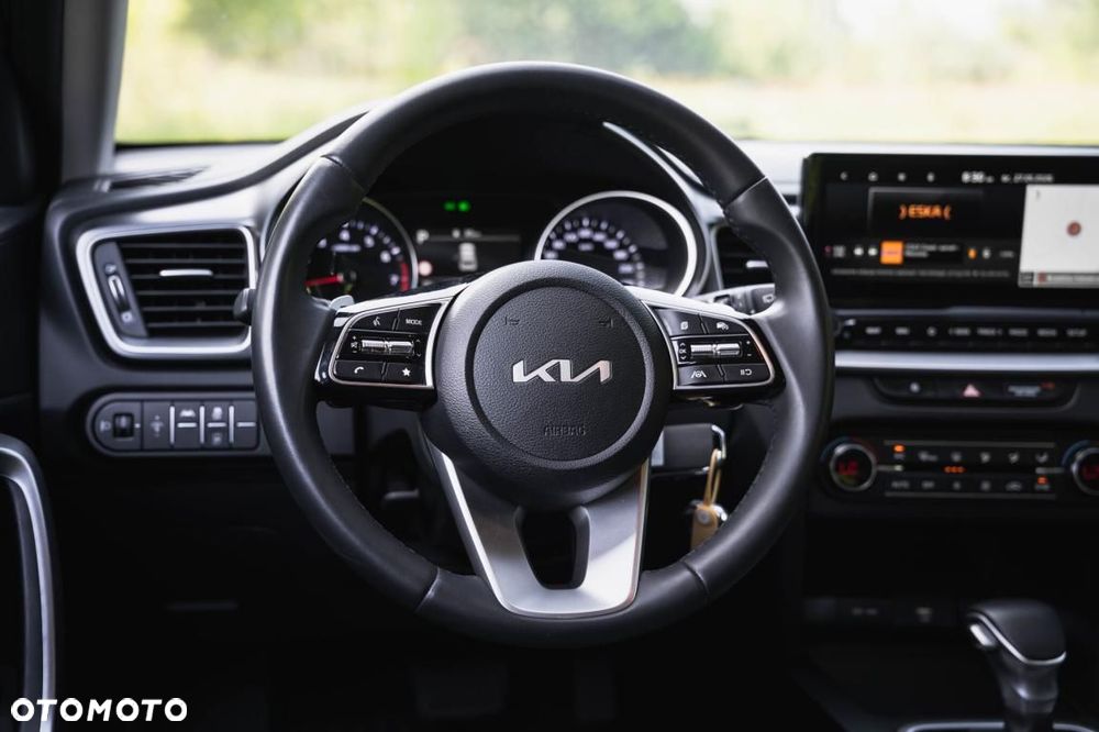 Kia XCeed - 25
