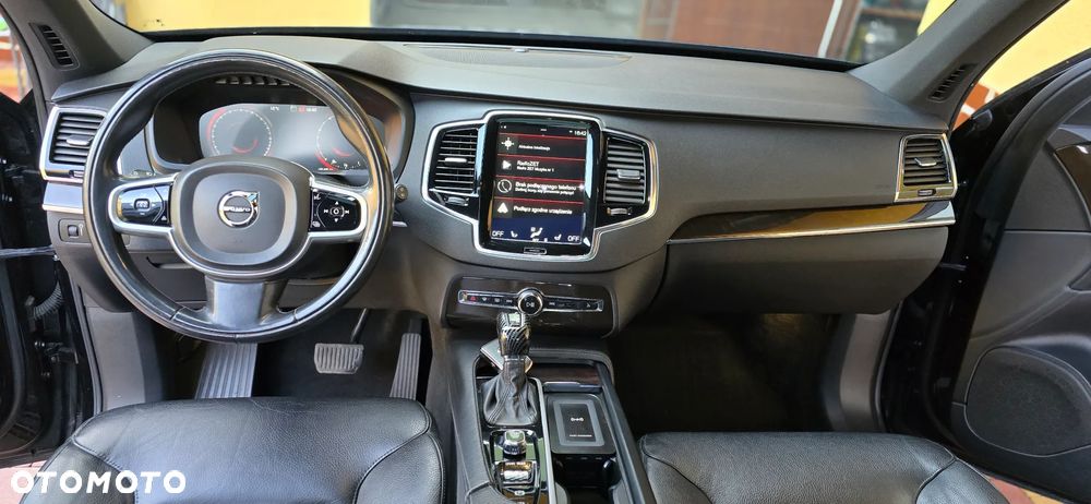 Volvo XC 90 T6 AWD Geartronic Momentum - 10