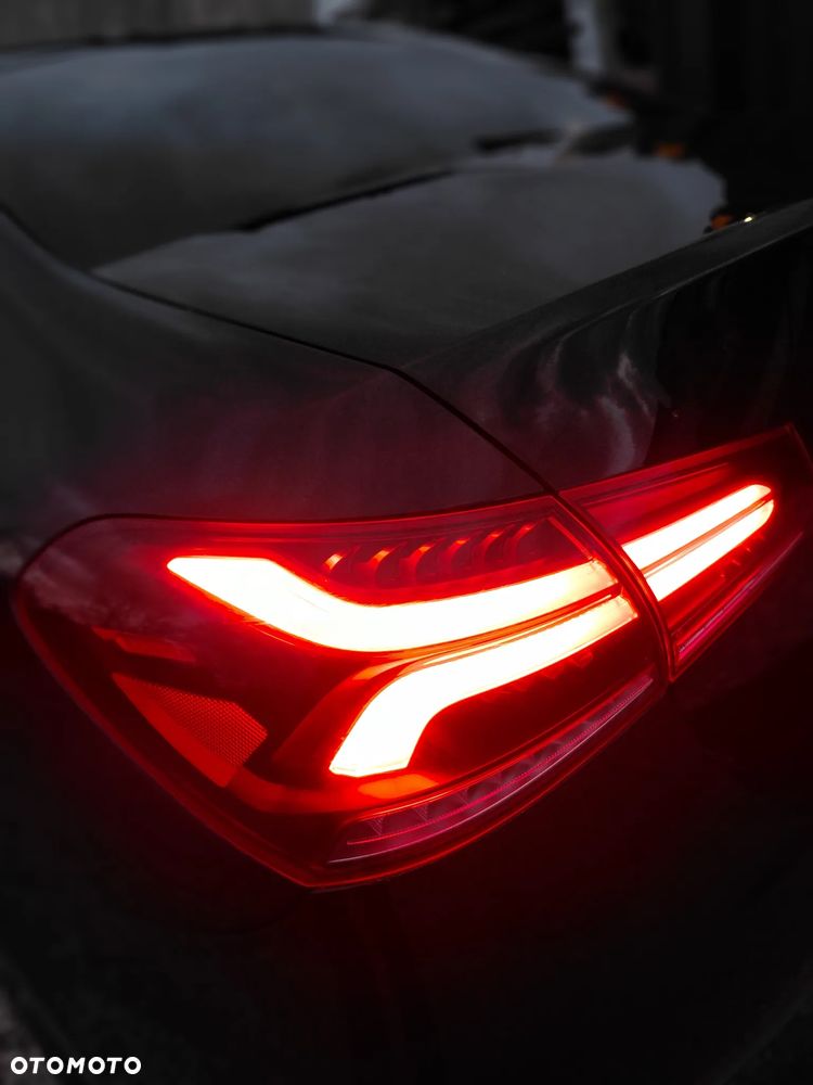 Mercedes-Benz Klasa A 200 AMG Line 7G-DCT - 33