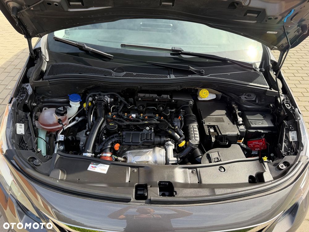 Peugeot 2008 BlueHDi 100 STOP & START Signature - 40