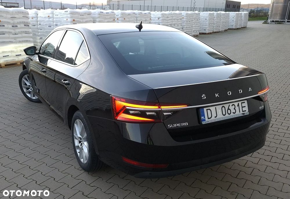 Skoda Superb 2.0 TDI SCR 4x4 Ambition DSG - 18