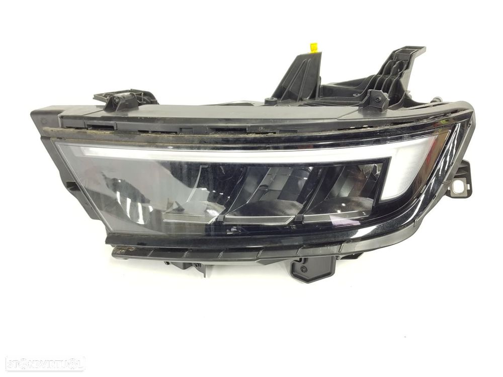FAROL ESQUERDO OPEL ASTRA L SPORTS TOURER - 1
