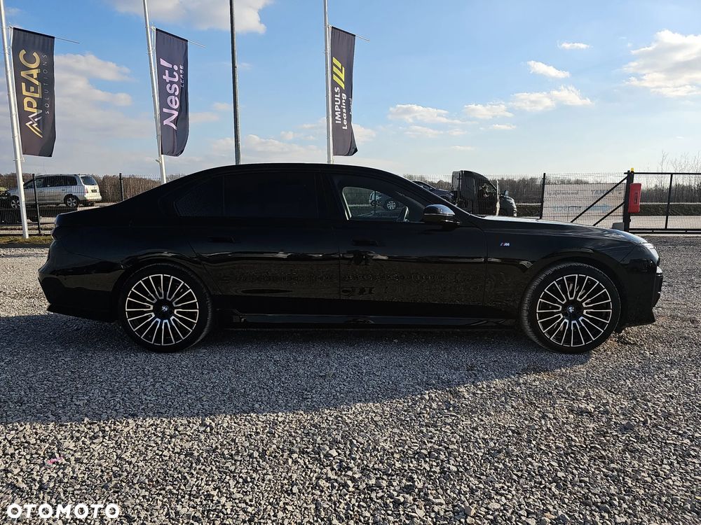BMW Seria 7 750e PHEV xDrive sport - 5