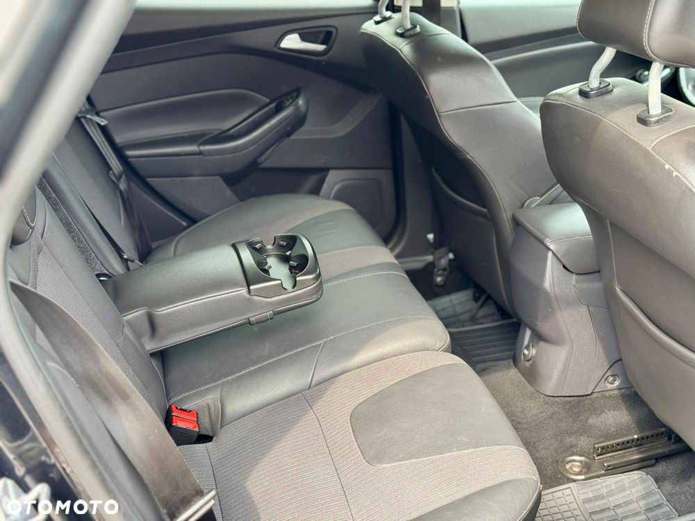 Ford Focus SW 1.6 TDCi DPF Titanium - 31