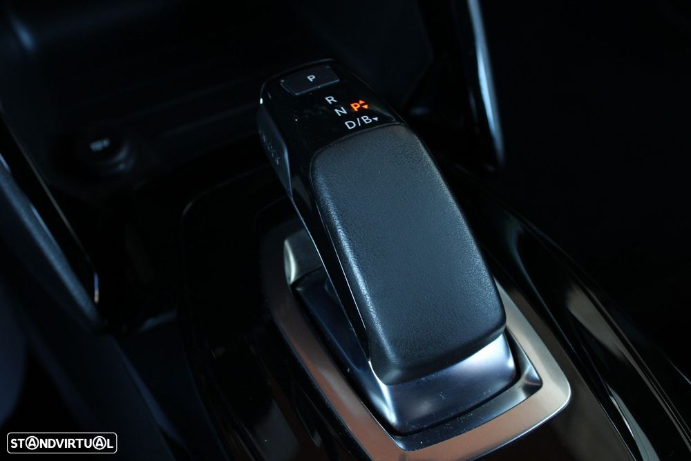 Peugeot e-208 GT+ - 34