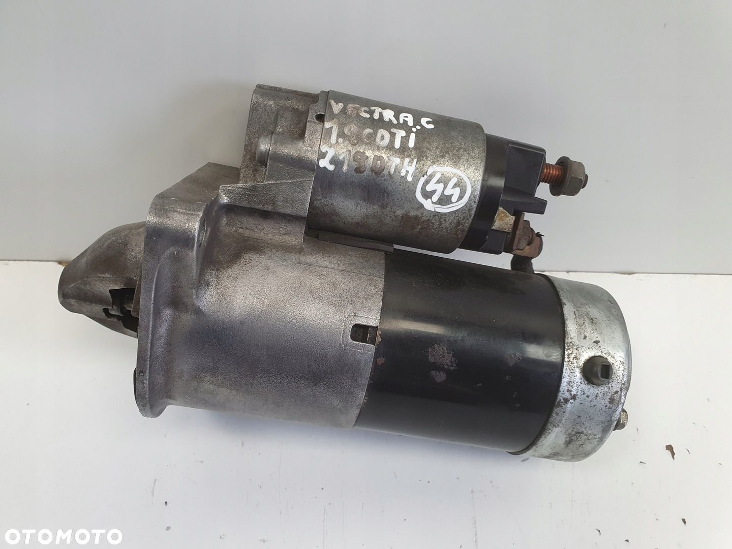 Opel Vectra C 1.9 CDTI ROZRUSZNIK 55352882 M001T30171 - 1