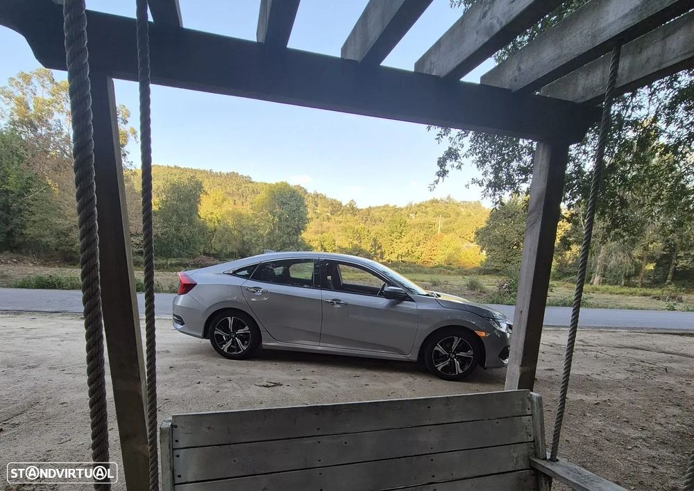Honda Civic 2019 photo 3