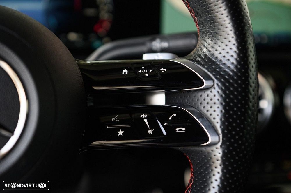 Mercedes-Benz A 250 e AMG Line - 39